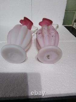 Pair of antique Thomas Webb & Sons Burmese glass vases from late 19th century