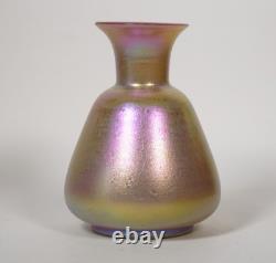Pink Iridescent Cypriote Art Glass Vase, Unsigned. First half of 20th century