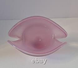Pink Murano Art Glass Clamshell Bowl 1667 Pink Murano Art Glass Clamshell Bowl 1667