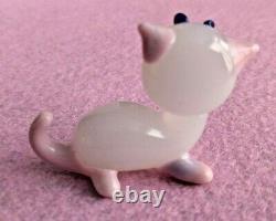 Pink & White Smoked Glass Kitten Sculpture Ornament Figurine Feline Cats RARE