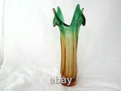 RARE sommerso ribbed & twisted art glass leaf vase green in pink Czech Hospodka