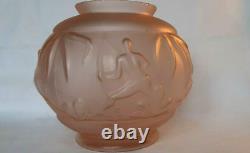Rare Art Deco Pink Satin Glass Vase by Pierre D'Avesn, Hunting Scene 7