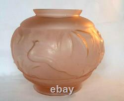 Rare Art Deco Pink Satin Glass Vase by Pierre D'Avesn, Hunting Scene 7