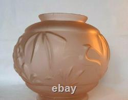 Rare Art Deco Pink Satin Glass Vase by Pierre D'Avesn, Hunting Scene 7