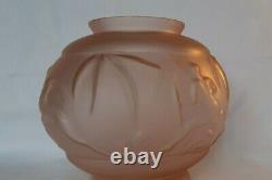 Rare Art Deco Pink Satin Glass Vase by Pierre D'Avesn, Hunting Scene 7