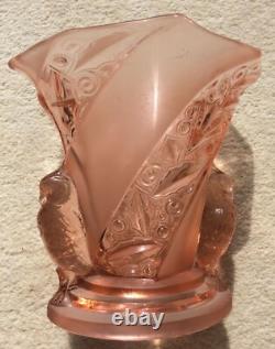 Rare Brockwitz Art Deco Pink Glass'Parakeet' Bird Vase Rare Brockwitz Art Deco Pink Glass'Parakeet' Bird Vase