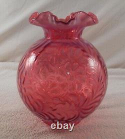 Rare Daisy and Fern Pattern Fenton GWTW Lamp in Cranberry (Works)