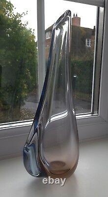 Rare Skrdlovice'Kangeroo' art glass vase designed by Milena Veliskova