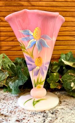 SCARCE FentonGIFT SHOP EXC. ROSALENE FLORAL FLARED TRUMPET VASE 2004