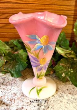 SCARCE FentonGIFT SHOP EXC. ROSALENE FLORAL FLARED TRUMPET VASE 2004