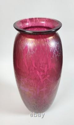 SIGNED Michael Harris Studio Art Glass 10 Vase Iridescent Cranberry Pink
