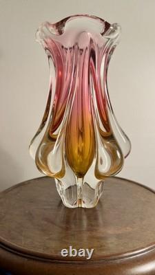 Sef Hospodka, Chribská, Cranberry Amber Sommerso, Mid-Century Czech Glass, 23cm