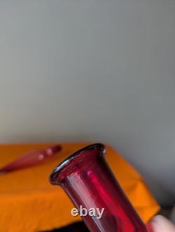 Stunning Hot Pink Magenta Genie Bottle Glass Decanter MCM Retro Empoli 1960s