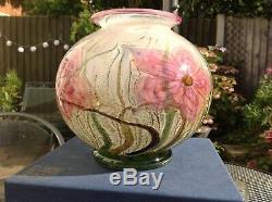 Superb Isle Of Wight Pink Flower Vase Signed Timothy Harris 2004