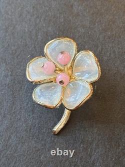 Trifari Pink Art Glass Petals Cherry Blossom Alfred Philippe Rare Vintage Pin