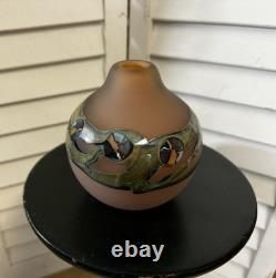 Unsigned ball vase pink with applied irridescent decoration stunning art glass