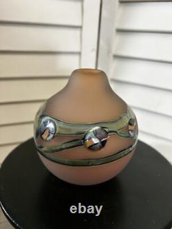 Unsigned ball vase pink with applied irridescent decoration stunning art glass