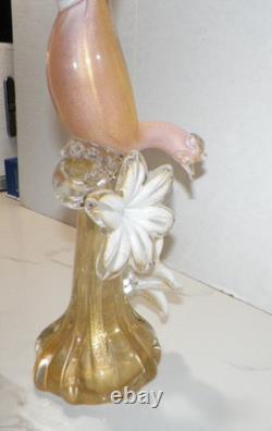 VTG MCM HAND BLOWN ART GLASS PHEASANT WITH FLOWERS PINK WithGOLD 21 MID CENTURY