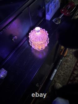 VTG Pink Selenium Art Glass glows. Powder, Trinket Jar with Lid Rare