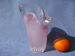 Vicke Lindstrand Art Glass Pink Vase Signed