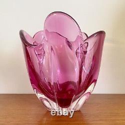Vintage 60s IWATSU'Hineri' JAPAN Cranberry PINK Art GLASS Handkerchief BOWL