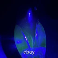 Vintage Elio Raffaeli ARS Murano Pink to Red Crystal Bird Uranium Glows Green