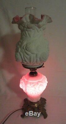 Vintage Fenton White Satin Pink Inside Puff Rose Gone With The Wind Lamp 21