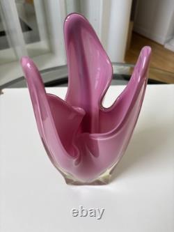 Vintage Japanese Art Glass IWATSU HINERI Pink Opalescent & Clear Trilobate vase