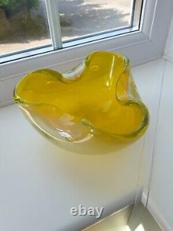 Vintage Murano yellow opalescent bullecant art glass bowl C1960's A. Seguso