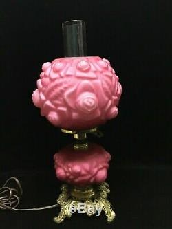 Vintage Original Fenton/L G Wright Rose satin overlay 3-D Roses LAMP