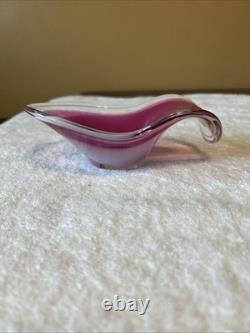 Vintage Swedish Flygsfors Coquille Art Glass Bowl Pink And White Signed 1958