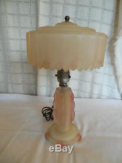 Vintage art deco glass table lamp withglass shade pink frosted glass