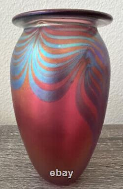 Vtg 1999 Eickholt Iridescent Pink & Blue Pulled Feather Art Glass SIGNED mint