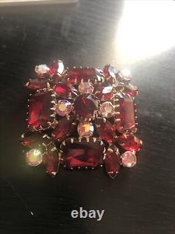 Vtg Art Glass Brooch Ruby Red & Pink Aurora Borealis Stones Gold tone setting D4