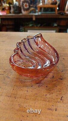 Walther Glass 1960s Pink Purple Shell Iridescent Art Glass Soap Dish Vintage