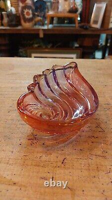 Walther Glass 1960s Pink Purple Shell Iridescent Art Glass Soap Dish Vintage