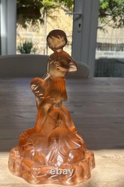 Walther & Söhne Art Deco frosted pink glass Peter Panfigure