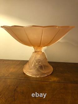 Walther & Söhne Art Deco pink frosted glass'Nymphen' mermaid bowl