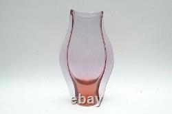 Zelezny Brod Neodymium Vase Czech Art Glass Miroslav Klinger Heron Alexandrite